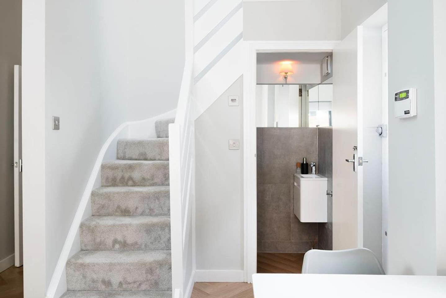 Oak Tree Apartment London